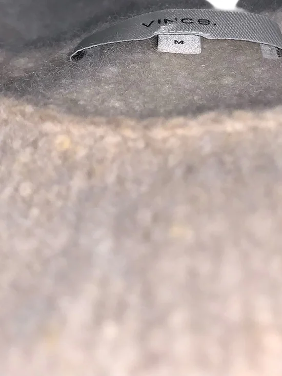 VINCE Cashmere Sweater Medium Beige Oatmeal Crewneck Minimalist Oversized Split - Picture 9 of 11